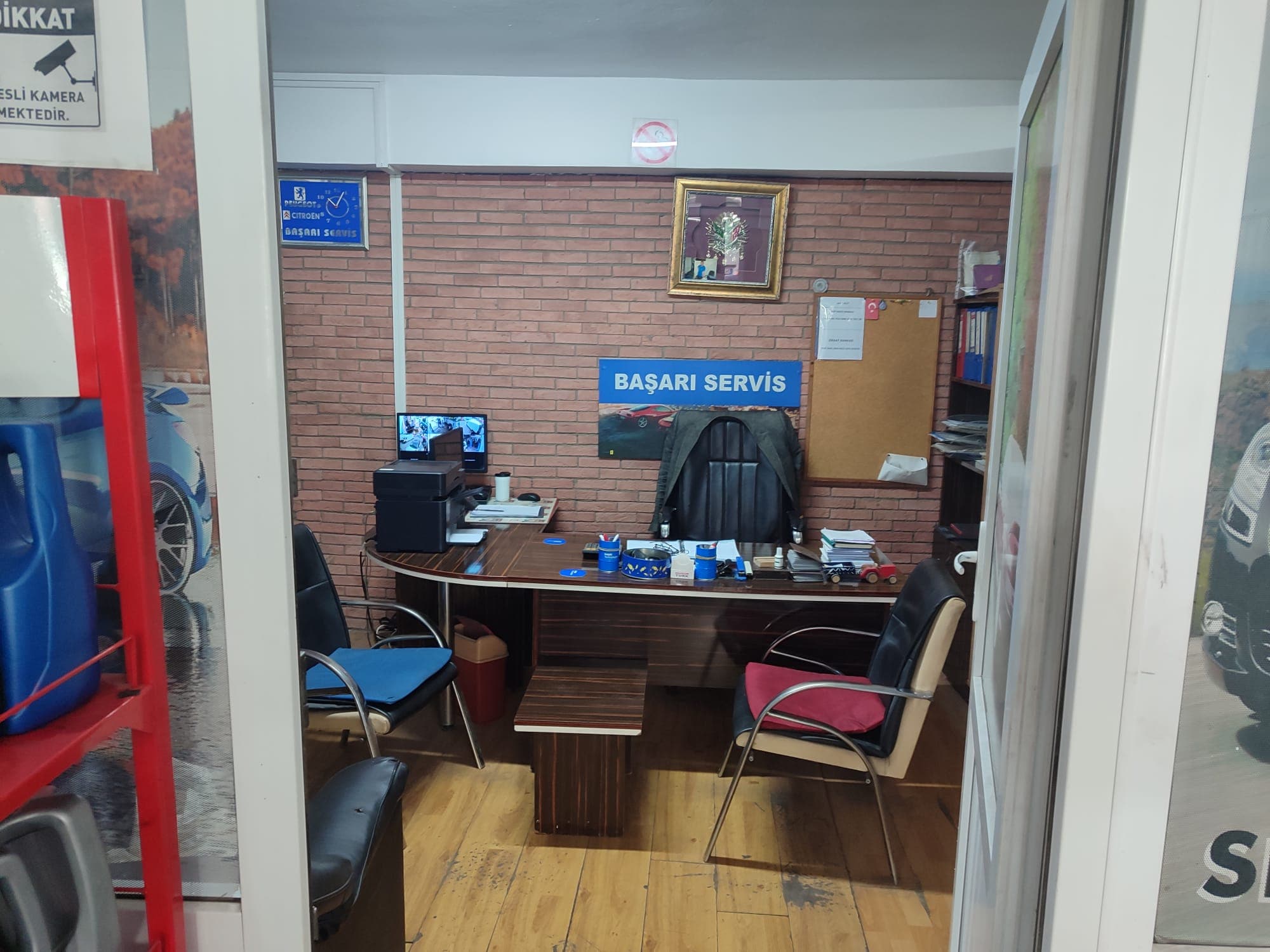 Başarı Oto Servis - Bekleme Salonu